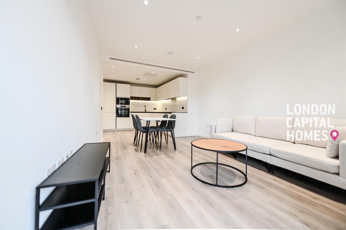 2 bed property in Handley House, 19 Glenthorne Road, London